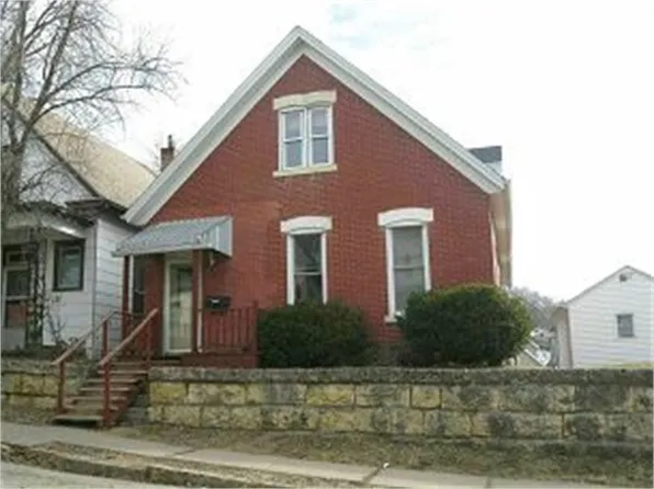 2432 Queen St, Dubuque, IA 52001
