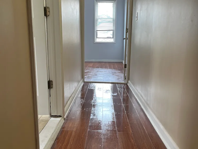 1165 W 19th St #2 — Photo 12