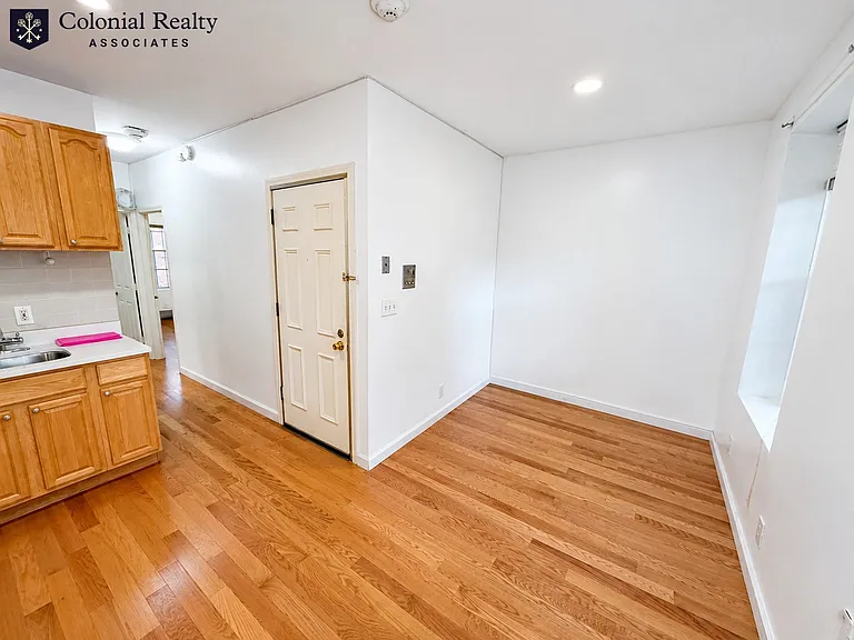 74 Tyler St #C — Photo 20
