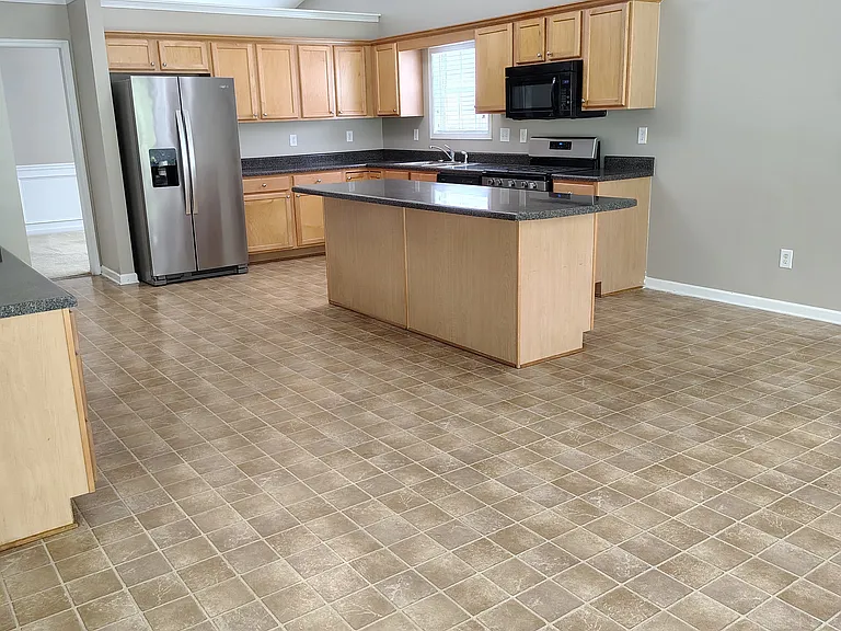 1418 Dulwich Ct — Photo 8
