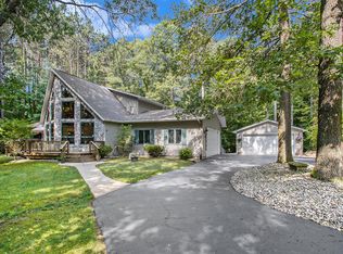 1126 Hunter Rdg, Battle Creek, MI 49017