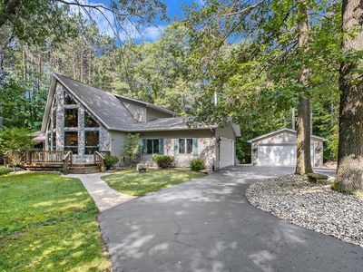 1126 Hunter Rdg, Battle Creek, MI, 49017