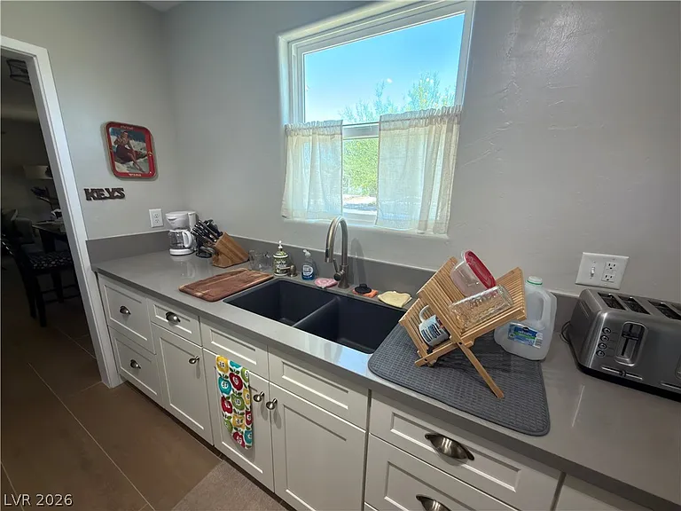 524 Hopi Pl — Photo 8