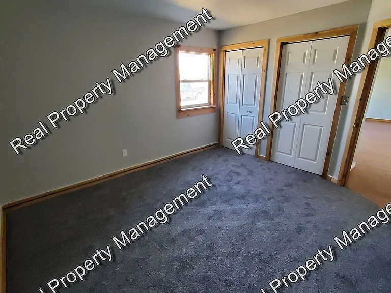 6533 Missouri Ave — Photo 6