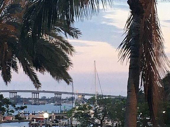 AWESOME VIEWS EVERYDAY