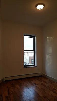 Rented by Elite NY Holdings | media 35