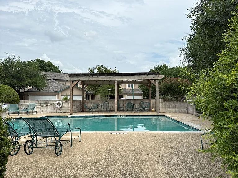 2100 Pipers Field Dr #55 — Photo 36