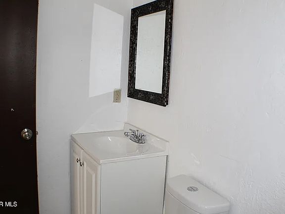 3rd image of 2203 Magoffin Ave #3