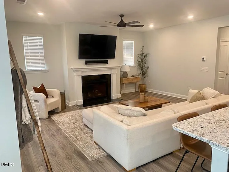 2925 Farmhouse Dr — Photo 11