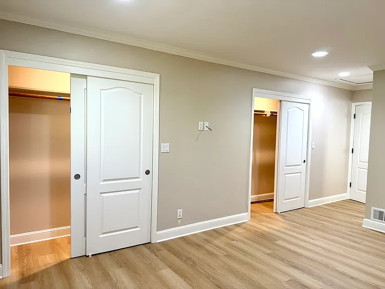 1261 San Fernando Dr — Photo 6