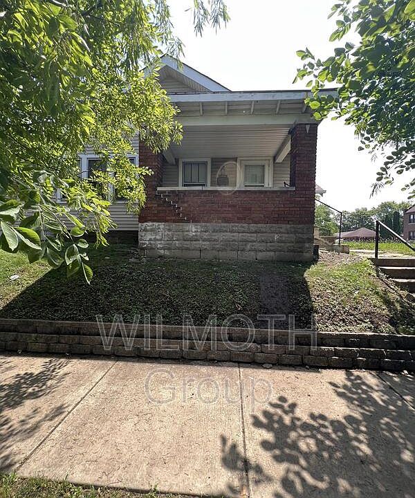 1st image of 1001 Wallace Ave #1