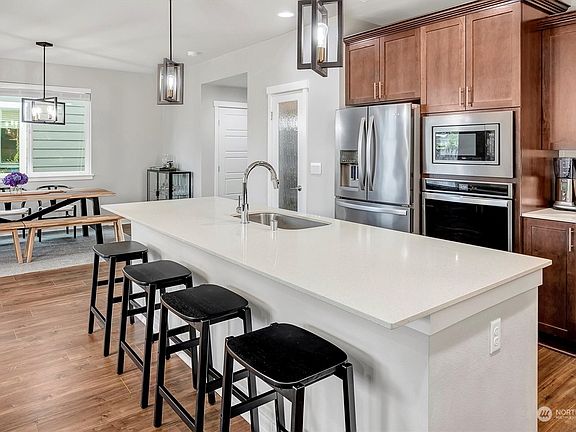 3rd image of 22649 SE 275th Place