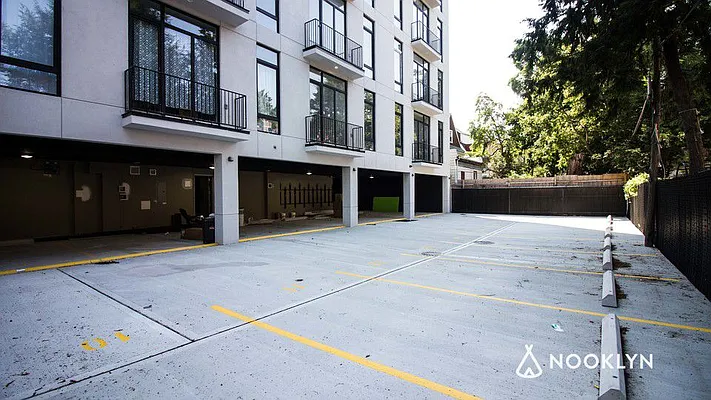 Rented by Nooklyn NYC LLC | media 32