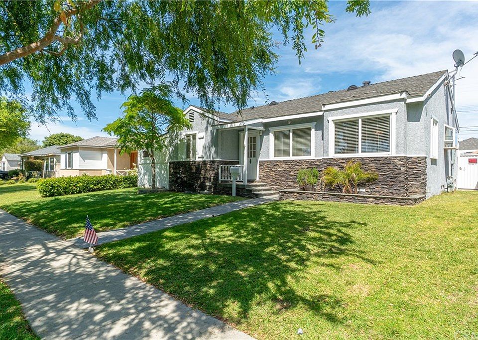 1st image of 17208 Delia Ave