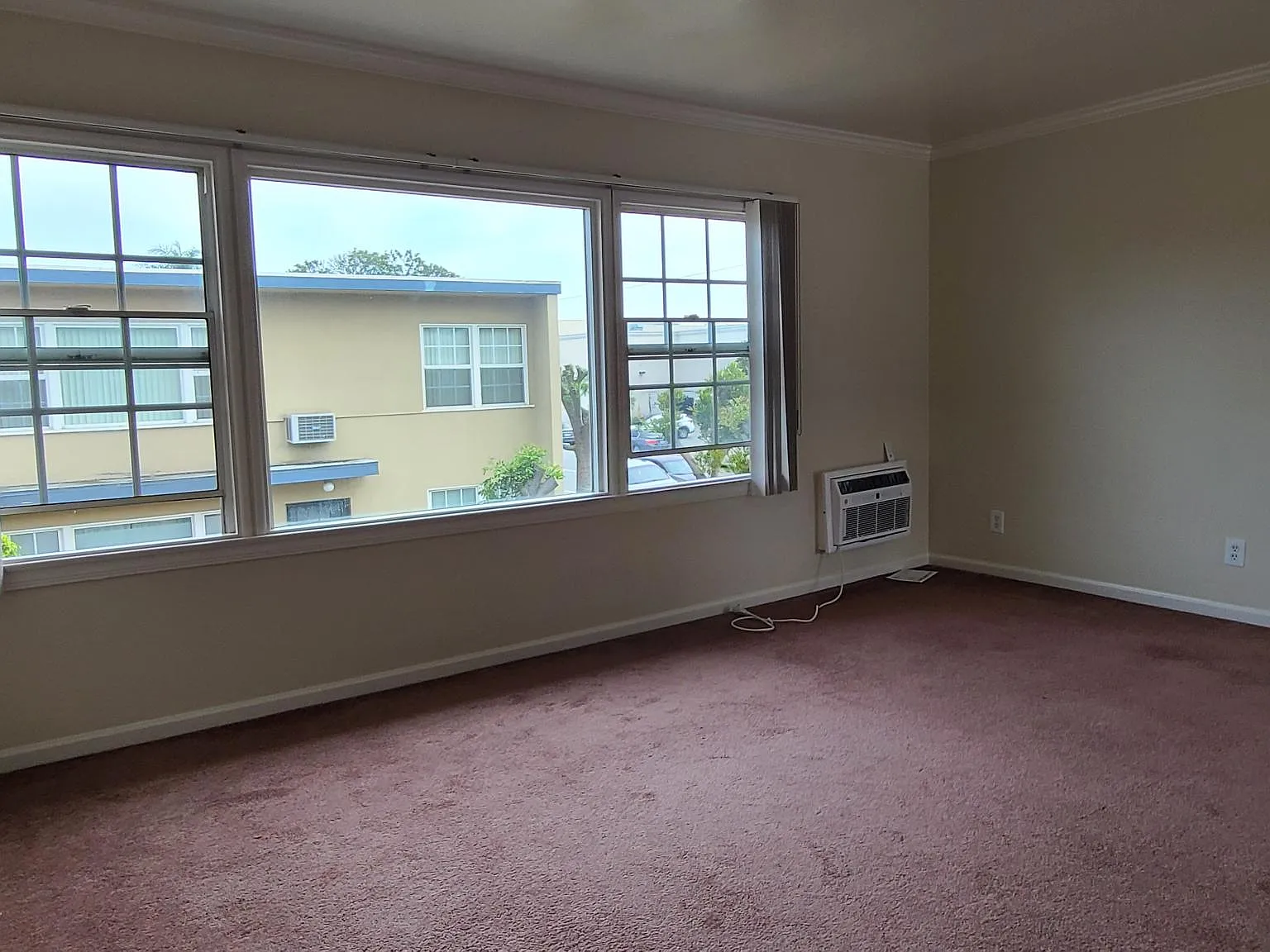 1 bed, 650 sqft, $1,900 — Photo 4