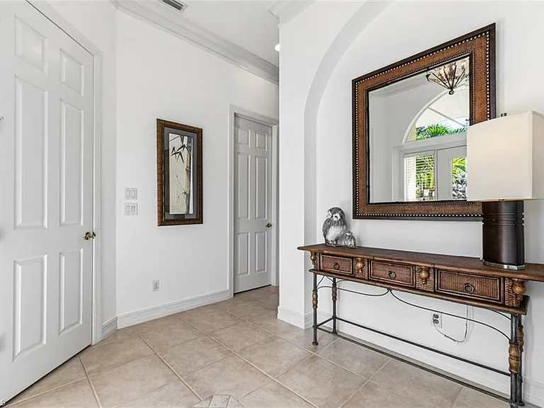 657 Soliel Dr — Photo 3