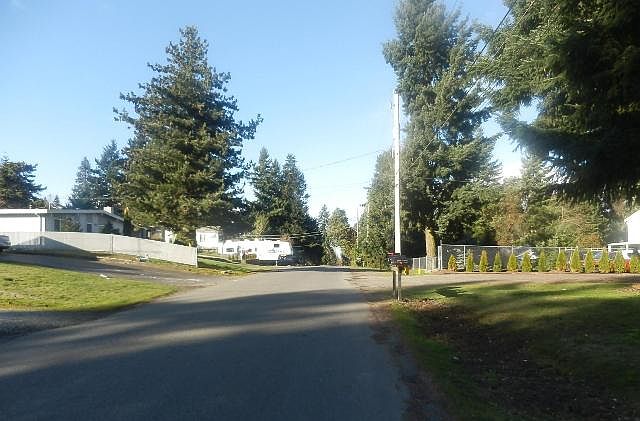 2nd image of 12618 10th Ave S