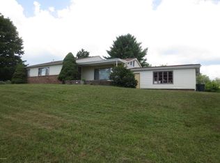 87 Valley View Rd, Stillwater, PA 17878