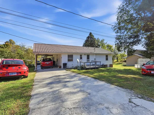 141 Bently Ln, La Follette, TN 37766