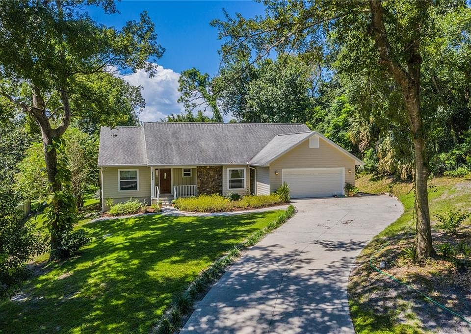1st image of 2228 Dogwood Cir