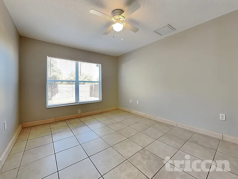 10221 Summerview Cir — Photo 7