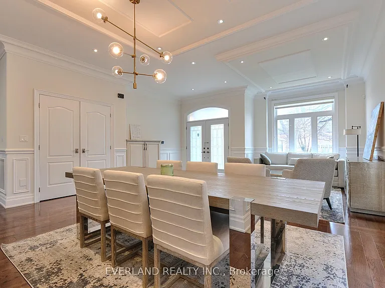 369 Hollywood Ave #MAIN — Photo 9