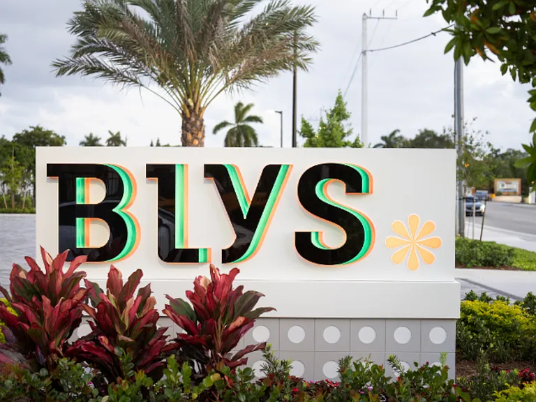 BLYS — Photo 70