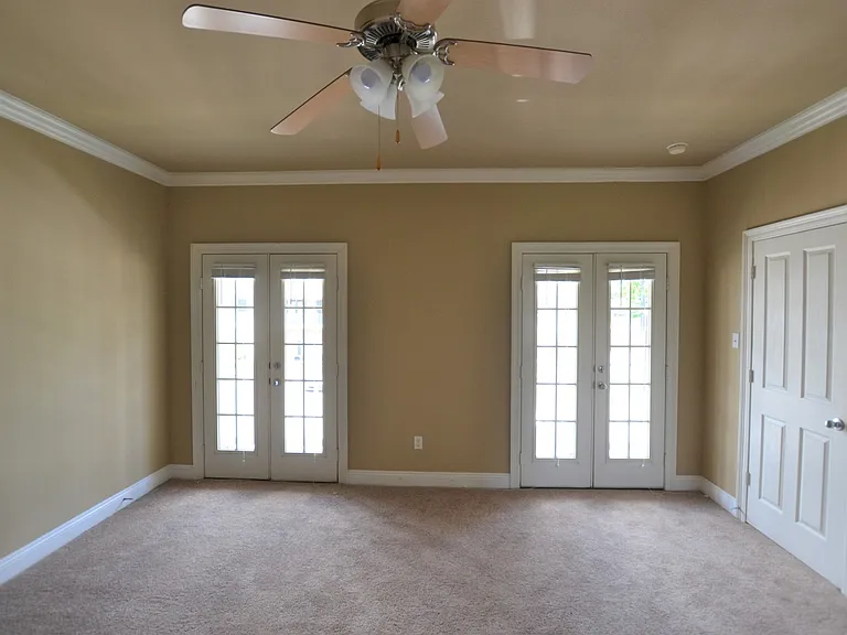 2117 Cypress Hall Aly — Photo 2
