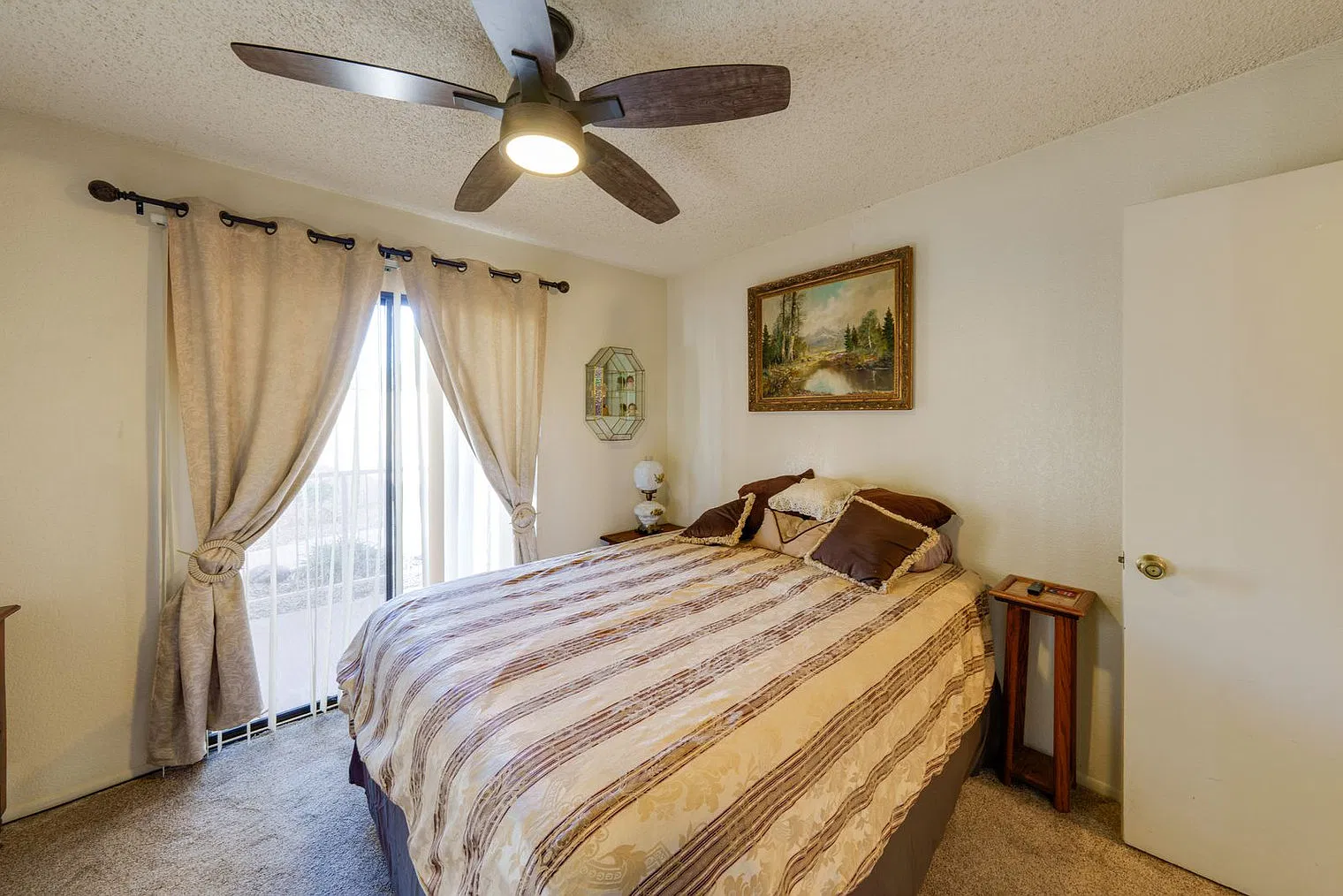 1 bed, 1.0 bath, 678 sqft, $2,435 — Photo 4