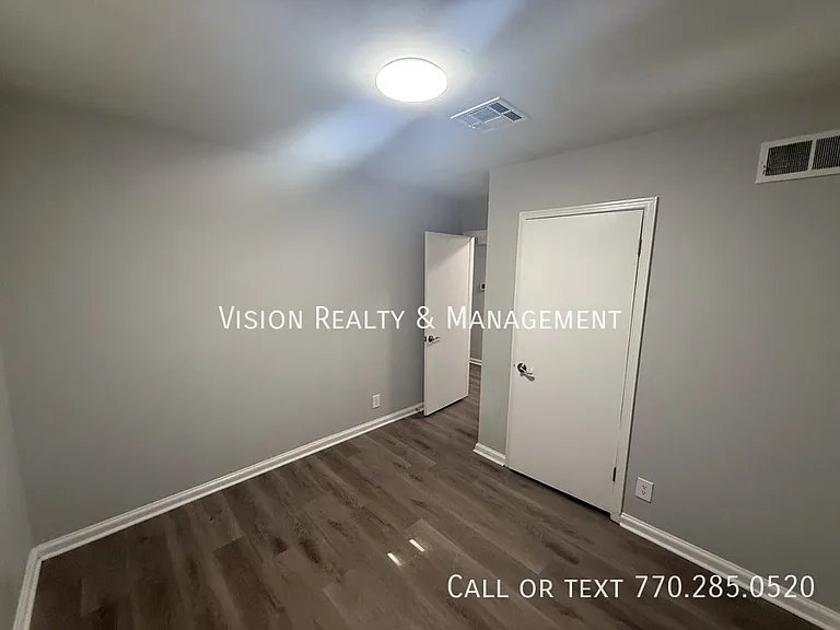 133 Salem Dr — Photo 7