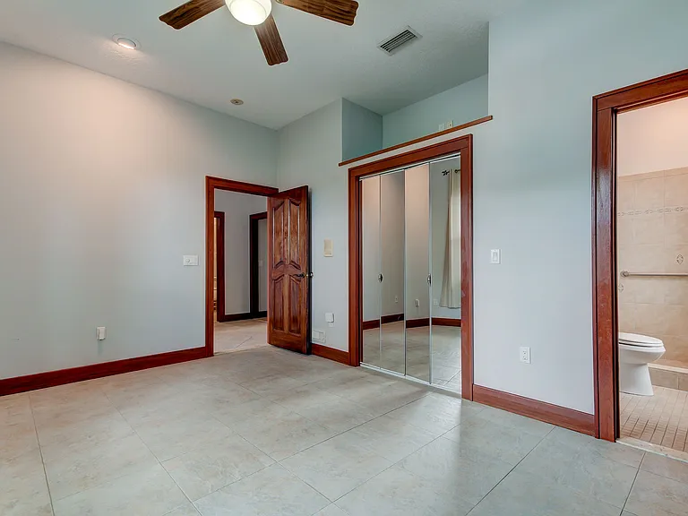 115 N Gomez Ave — Photo 7