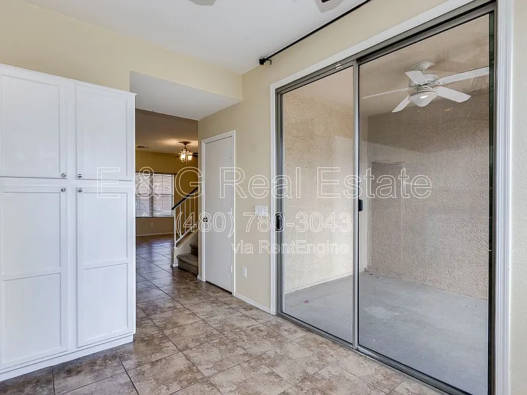 1886 E Don Carlos Ave #126 — Photo 5