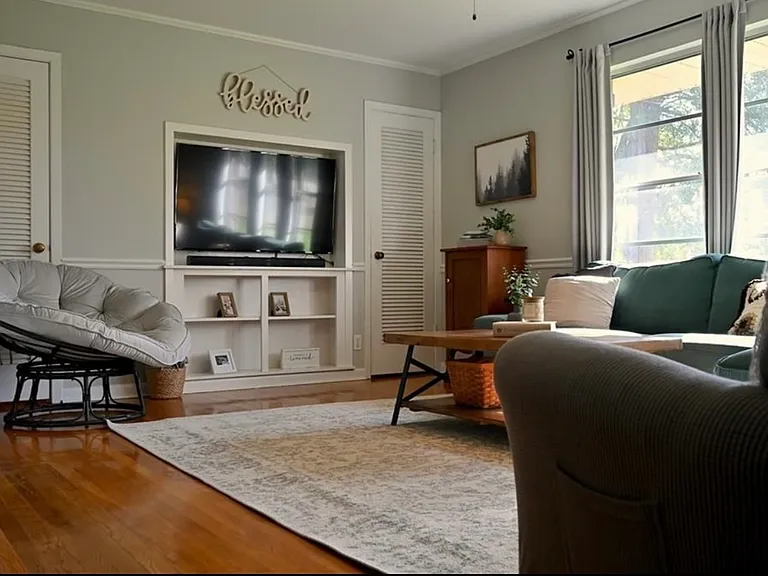 312 Claiborne St — Photo 8