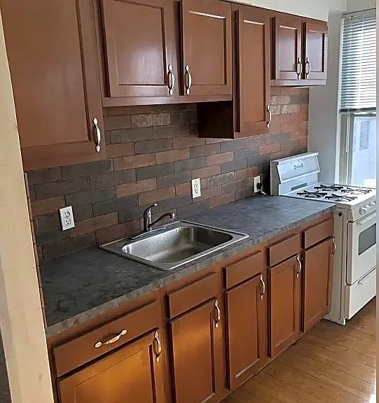 4806 Euclid Ave #1 — Photo 3