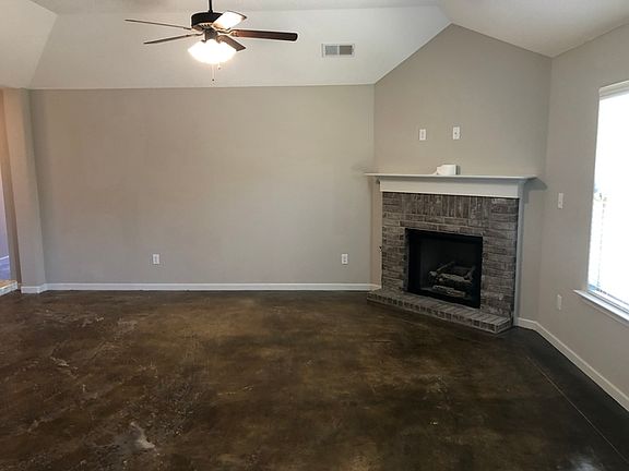 3rd image of 9409 Darren Cir S