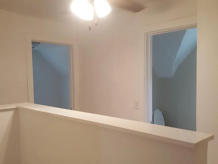 2302 N Church St — Photo 4