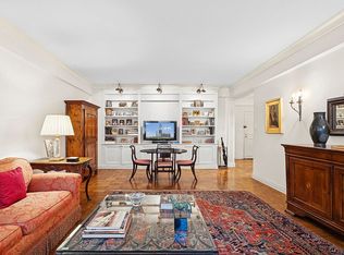110 E 57th St APT 2E, New York, NY 10022