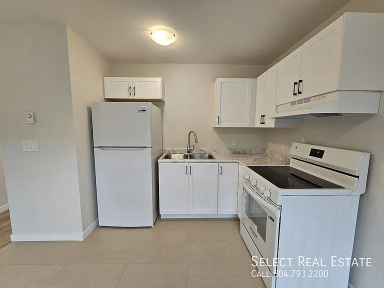 45790 Lewis Ave #4 — Photo 4