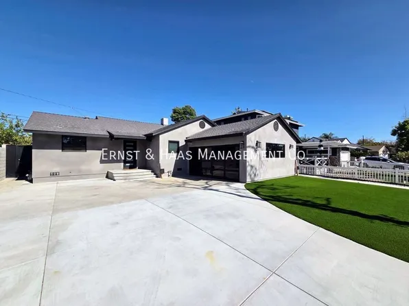 2102 Nipomo Ave, Long Beach, CA 90815