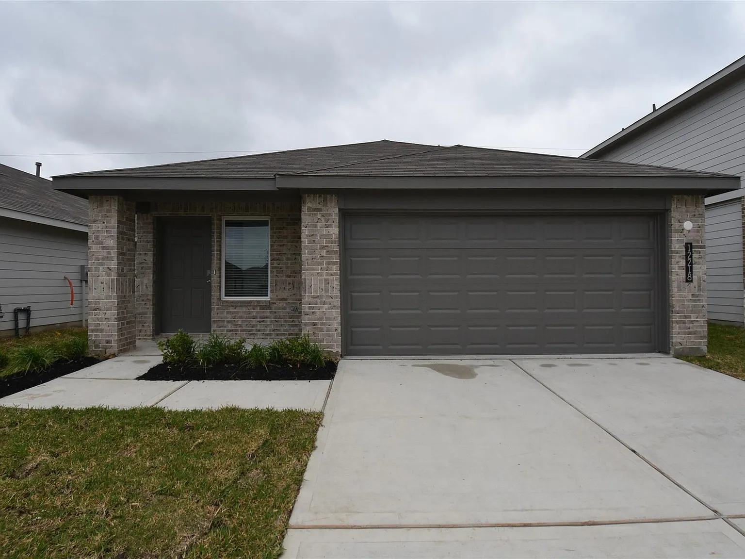3 bed, 2.0 bath, 1539 sqft, $1,950 — Photo 3