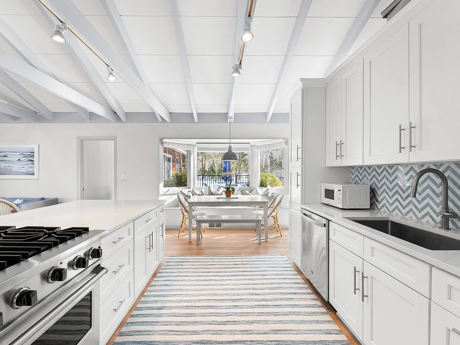 East Hampton Bayside Oasis — Photo 1