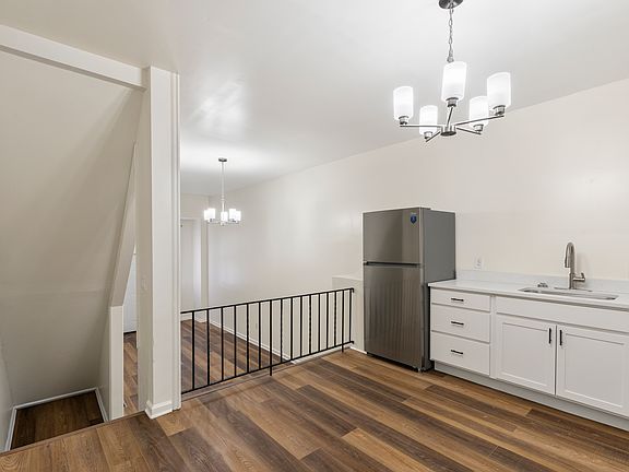5th image of 503 E 23rd St #1