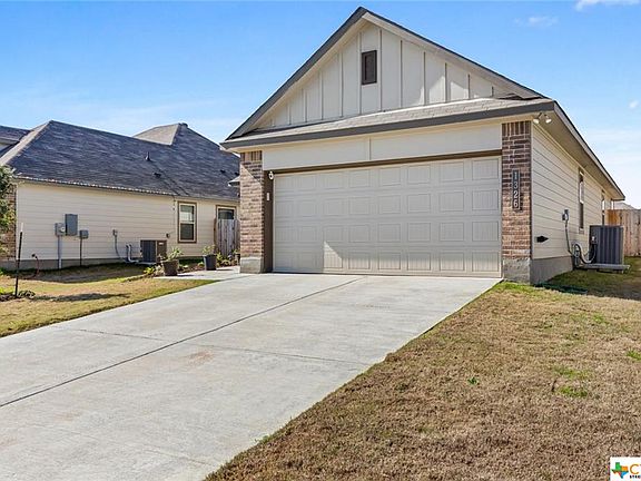 2nd image of 1326 Lilac Ledge Dr