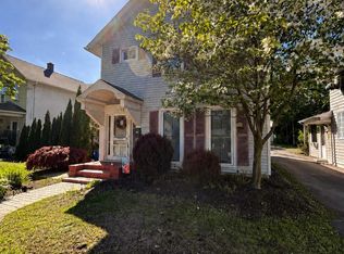 1744 Main St, Blakely, PA 18447