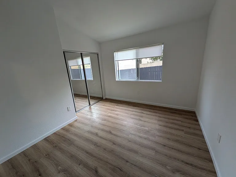 583 Hildale Cir — Photo 21