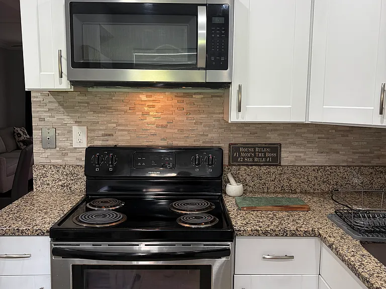 109 Gardens Dr #104 — Photo 6