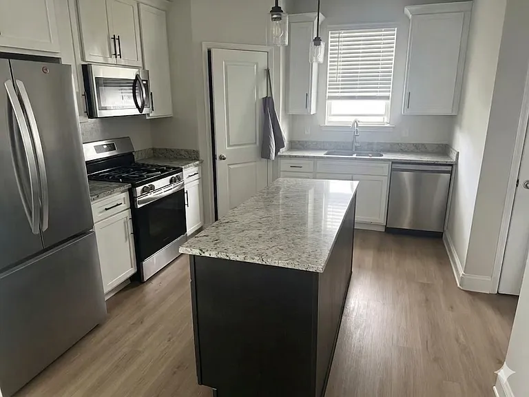 6008 Peregrine Ln — Photo 11