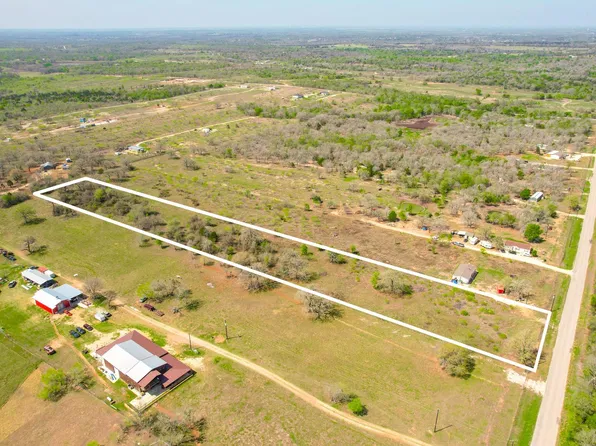 6641 Taylorsville Rd, Dale, TX 78616