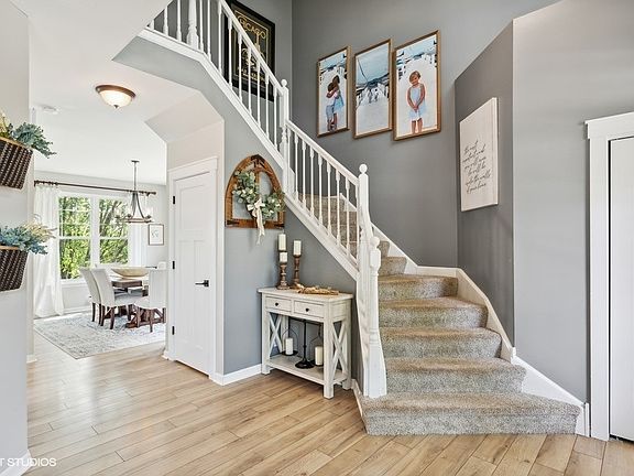 2nd image of 4860 Highwood Ln