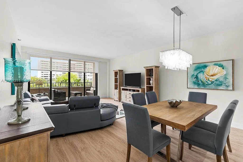 Key Colony No 2 Condo — Photo 2